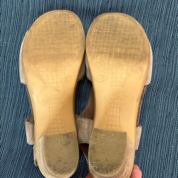 DANSKO DEANDRA HEELED SUEDE SHIMMER SANDALS EURO 40 (9.5-10) - Picture 4 of 13